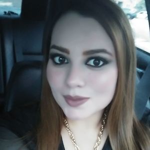 Meet your Posher, Ester